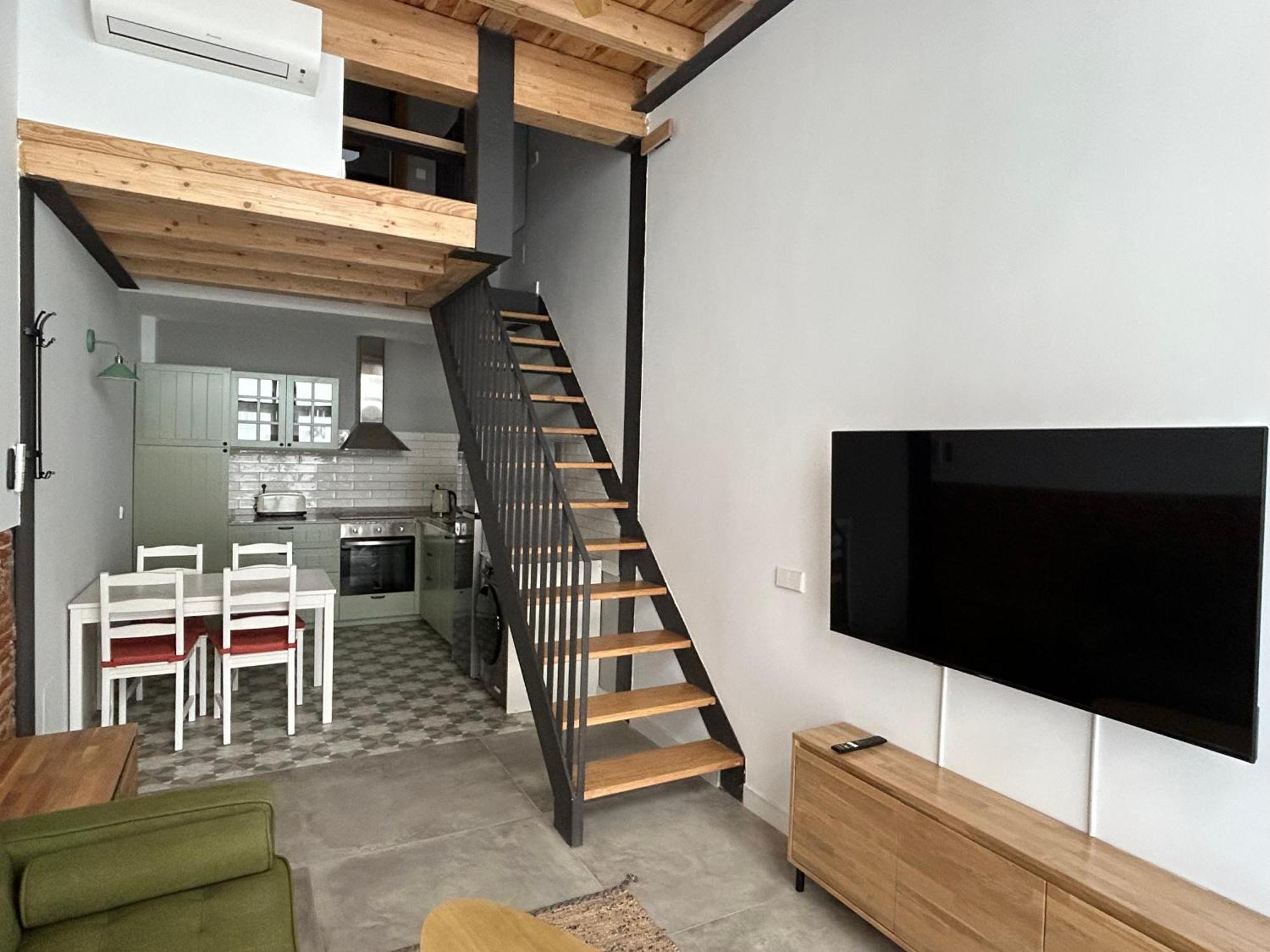 Ferienwohnung Stylish And Modern Loft In Madrid Centre Exterior foto