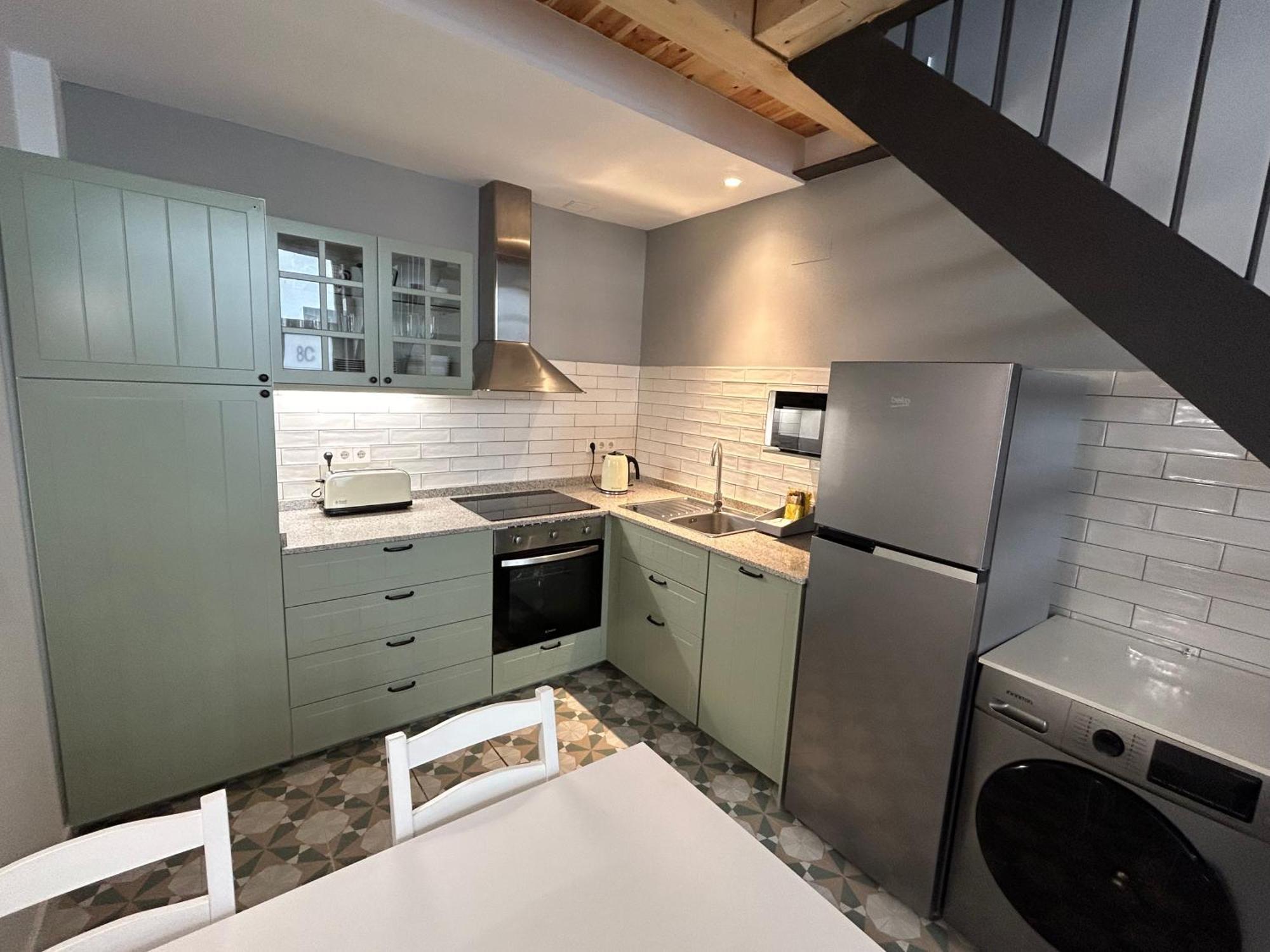 Ferienwohnung Stylish And Modern Loft In Madrid Centre Exterior foto